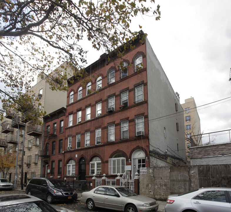 144-146 Skillman St in Brooklyn, NY - Building Photo