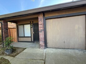 5218 Karm Way in Sacramento, CA - Building Photo