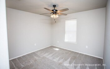 12008 Essex Ave in Lubbock, TX - Building Photo - Building Photo