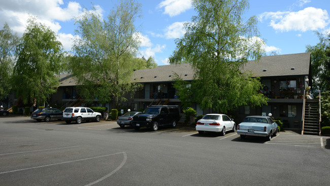 Hazel Dell Ridge Apartments