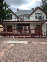 411 W 12th St in Pueblo, CO - Building Photo