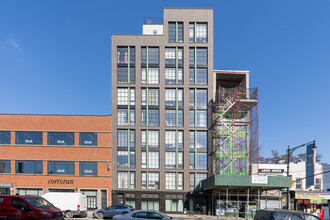 1425 Fulton St in Brooklyn, NY - Foto de edificio - Building Photo