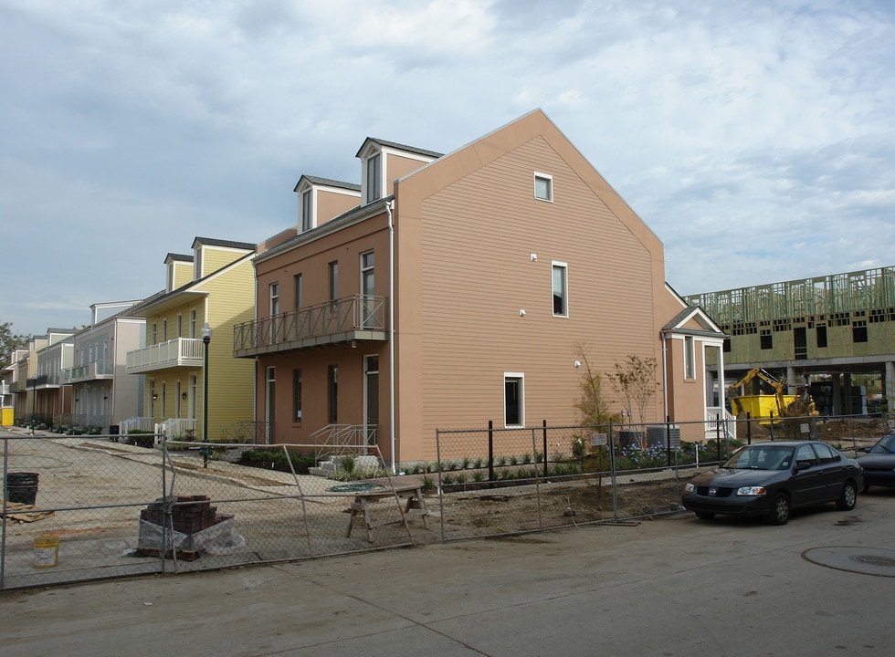 700 Adele Dr in New Orleans, LA - Building Photo