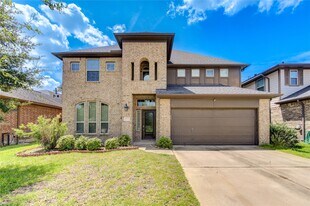 15727 Whisper Woods Dr in Cypress, TX - Building Photo
