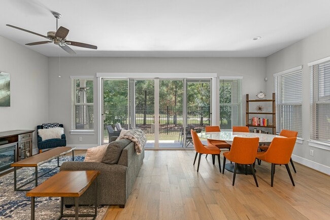 property at 11 Thorpe Ln