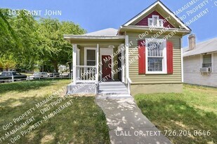 Nice Historic Home Near  Downtown in San Antonio, TX - Building Photo