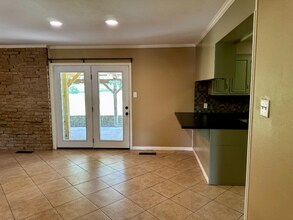 8919 Whippoorwill Dr in Waco, TX - Building Photo - Building Photo