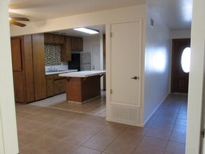 1377 Woodside Dr in San Luis Obispo, CA - Building Photo - Building Photo