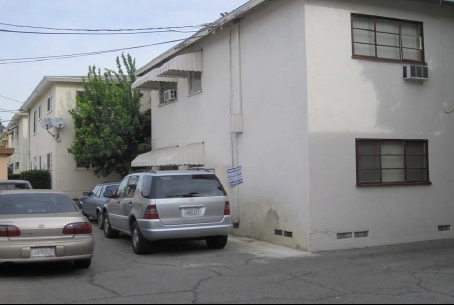 5707 Tilden Ave in Van Nuys, CA - Building Photo - Building Photo