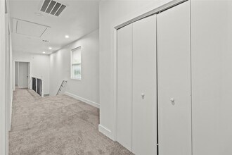 8127 Hoffman St in Houston, TX - Building Photo - Building Photo