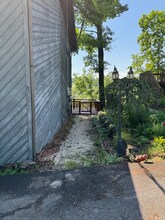 348 River Rd in Bluff City, TN - Foto de edificio - Building Photo