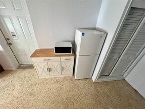 15831 SW 100th Ct in Miami, FL - Building Photo - Building Photo