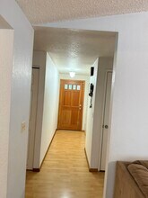 10932 NE 132nd St in Kirkland, WA - Building Photo - Building Photo