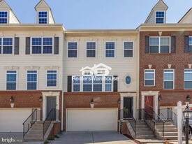 7427 Macon Dr in Glen Burnie, MD - Building Photo