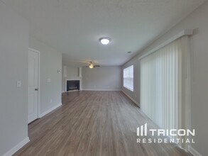 12724 Deaton Hill Dr in Charlotte, NC - Building Photo - Building Photo