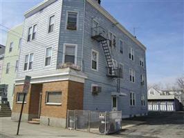 151 Prospect Ave in Bayonne, NJ - Foto de edificio