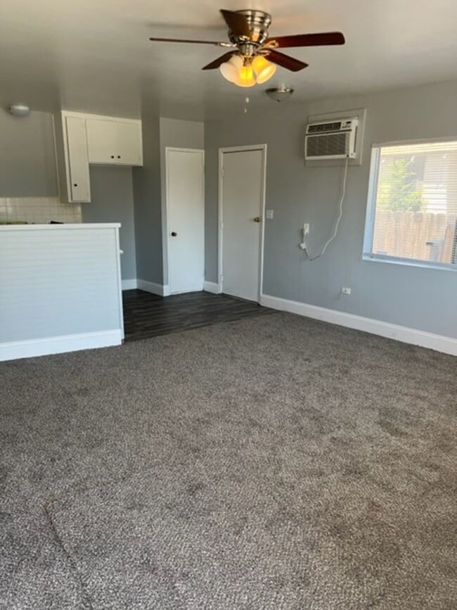 444 Porter St in Hanford, CA - Building Photo - Building Photo