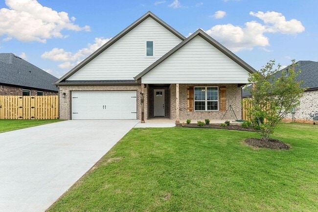 property at 1815 Bugg St