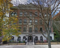 1742 N Humboldt Blvd in Chicago, IL - Building Photo