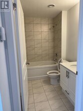 461 Green Rd in Hamilton, ON - Building Photo - Building Photo