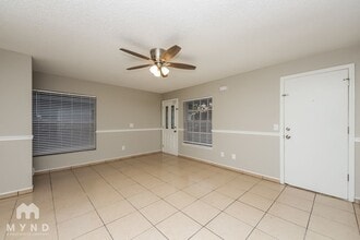 9783 Lupine Ave in Orlando, FL - Building Photo - Building Photo