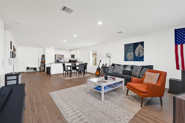 property at 2112 Hyde Acrs St