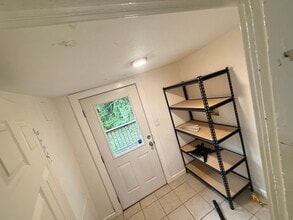 1326 E Harper Ave in Maryville, TN - Building Photo - Building Photo