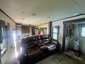 849 NW 12th St in Homestead, FL - Building Photo - Building Photo