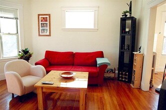 35 Buena Vista Park, Unit 3 in Cambridge, MA - Building Photo - Building Photo
