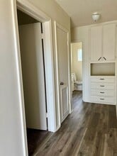 1041 Whittier Ave in Hemet, CA - Building Photo - Building Photo