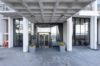East Point in Chicago, IL - Foto de edificio - Building Photo