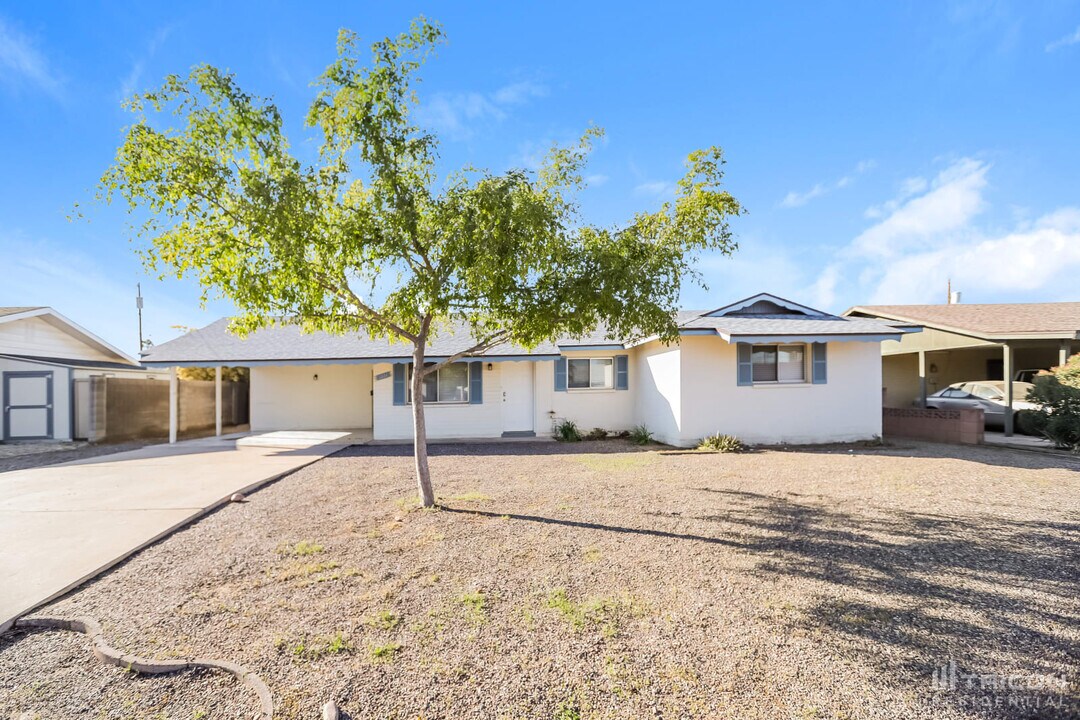 1121 W 12th Pl in Tempe, AZ - Building Photo