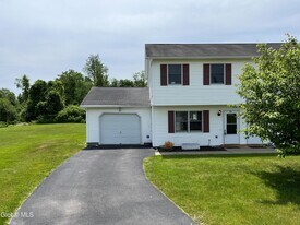 24 Reservoir Rd in Fort Edward, NY - Building Photo