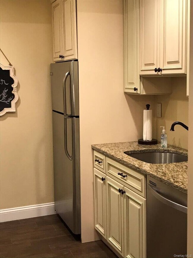 91 Richmond Blvd in Ronkonkoma, NY - Building Photo - Building Photo