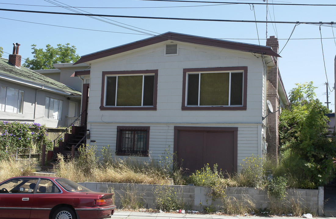 4464-4466 Macarthur Blvd in Oakland, CA - Building Photo