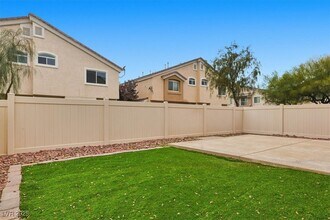 3313 Speckle Summer Pl in North Las Vegas, NV - Building Photo - Building Photo