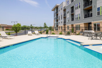 Limestone Ridge Apartments in Fitchburg, WI - Foto de edificio - Other