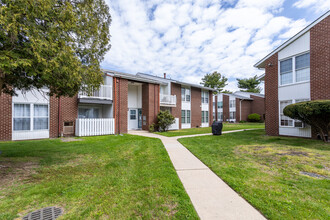 Arbor Green in Beverly, NJ - Foto de edificio - Building Photo