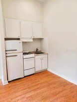 107 Chandler St, Unit 2F Apartamentos