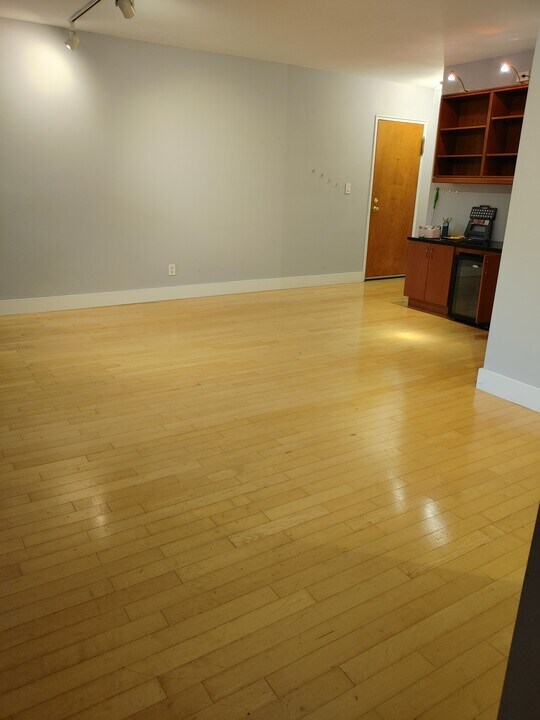 1301 N Ode St, Unit 135 in Arlington, VA - Building Photo
