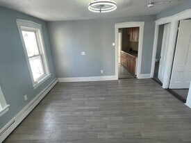 8 Bagley St in Pawtucket, RI - Building Photo