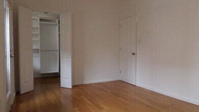 100 E Brookline St in Boston, MA - Building Photo - Building Photo