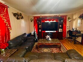 2668 Kalihi St in Honolulu, HI - Building Photo