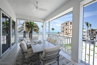 103 Dominica Ln in Bonita Springs, FL - Building Photo - Building Photo