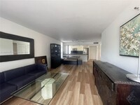 2501 Brickell Ave in Miami, FL - Building Photo - Building Photo