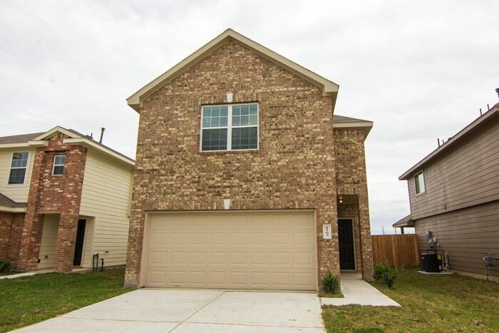 4163 Silver Ranch Rd in Houston, TX - Building Photo
