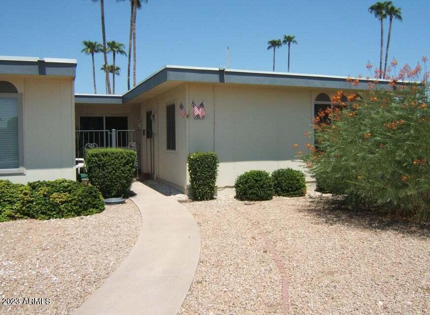 13702 N 98th Ave in Sun City, AZ - Building Photo