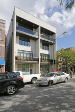 1113 N Ashland Ave in Chicago, IL - Building Photo - Building Photo