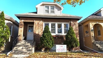 3117 N Mango Ave in Chicago, IL - Building Photo