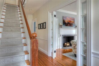 204 Spring St in Newport, RI - Building Photo - Building Photo